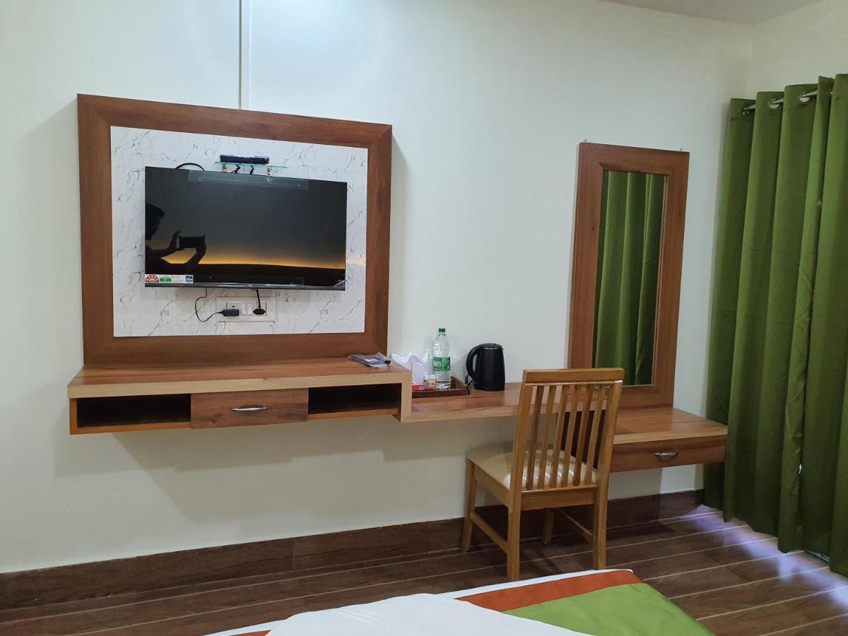 Hotel Deo Volente Sivasagar Εξωτερικό φωτογραφία