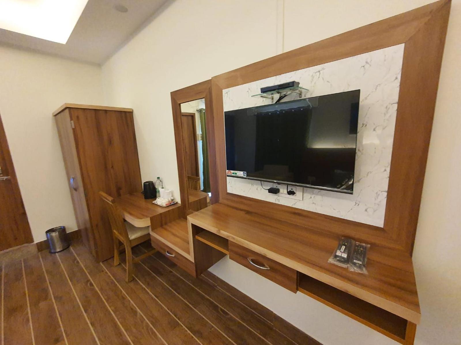 Hotel Deo Volente Sivasagar Εξωτερικό φωτογραφία